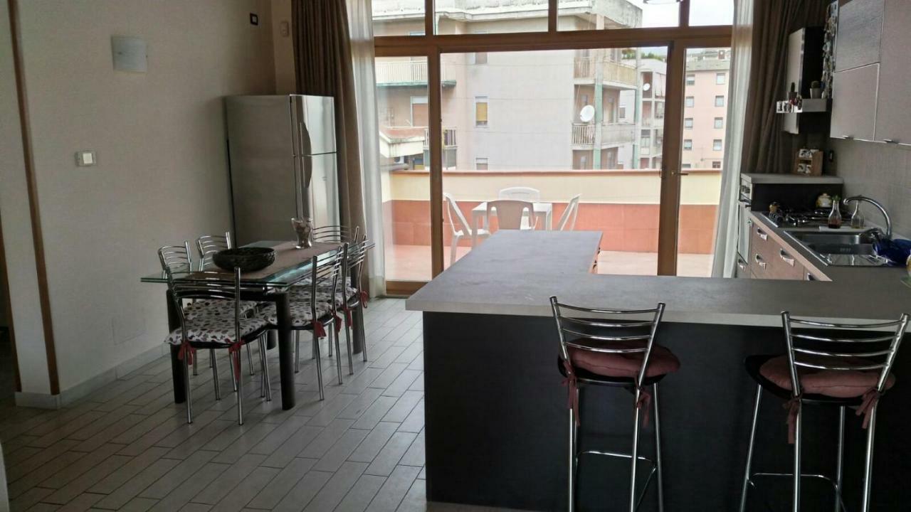 Apartament A Due Passi Da Tutto Katania Zewnętrze zdjęcie
